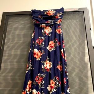 Cute floral dress with no sleeves!
